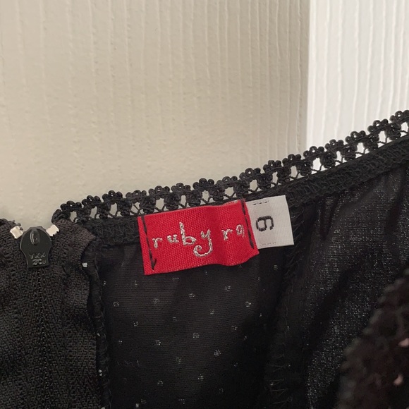 Super Cute Polka Dotted Strapped Dress 🌹 - Picture 5 of 14